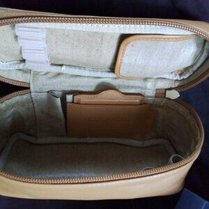 Frederic Fekkai Beauty Rescue leather bag; Naturel